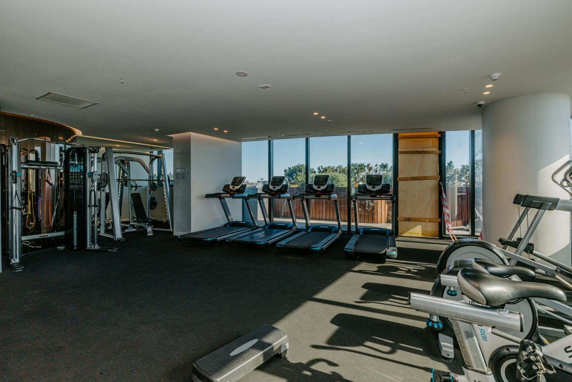 Skyone Lux 2Bed Room Aprt In Boxhill With Car Park 盒子山 外观 照片