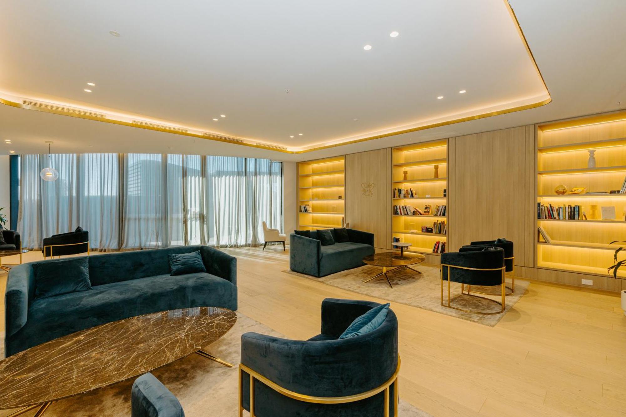 Skyone Lux 2Bed Room Aprt In Boxhill With Car Park 盒子山 外观 照片